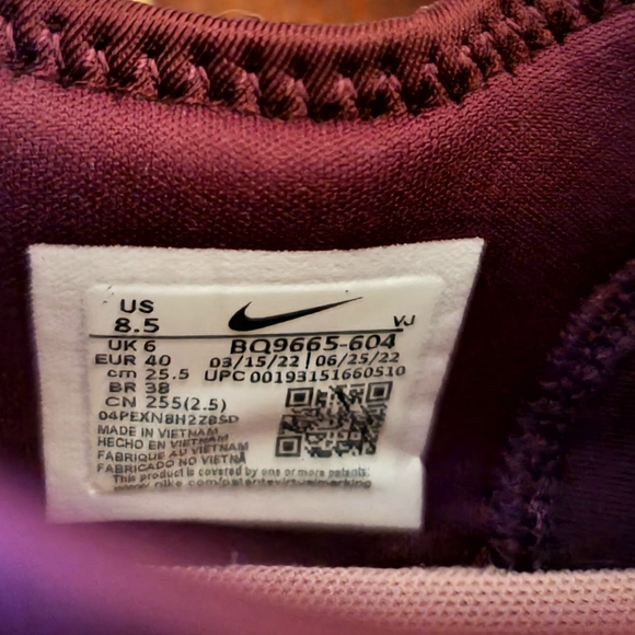 Women's Nike Air Max Dia Winter - Picture 6 of 6